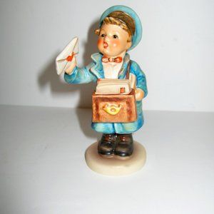 M I Hummel Goebel Figurine "THE POSTMAN" HUM #119 TMK5 5 1/2" Tall Germany w/Box